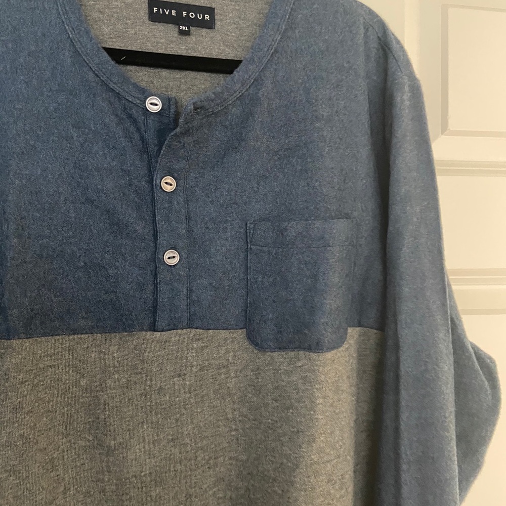 Five Four color blocked shirt * Closeout *
